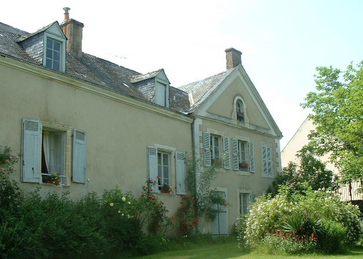 Chambres d'hôtes Le Pont Romain Montfort-le-Gesnois Exterior foto